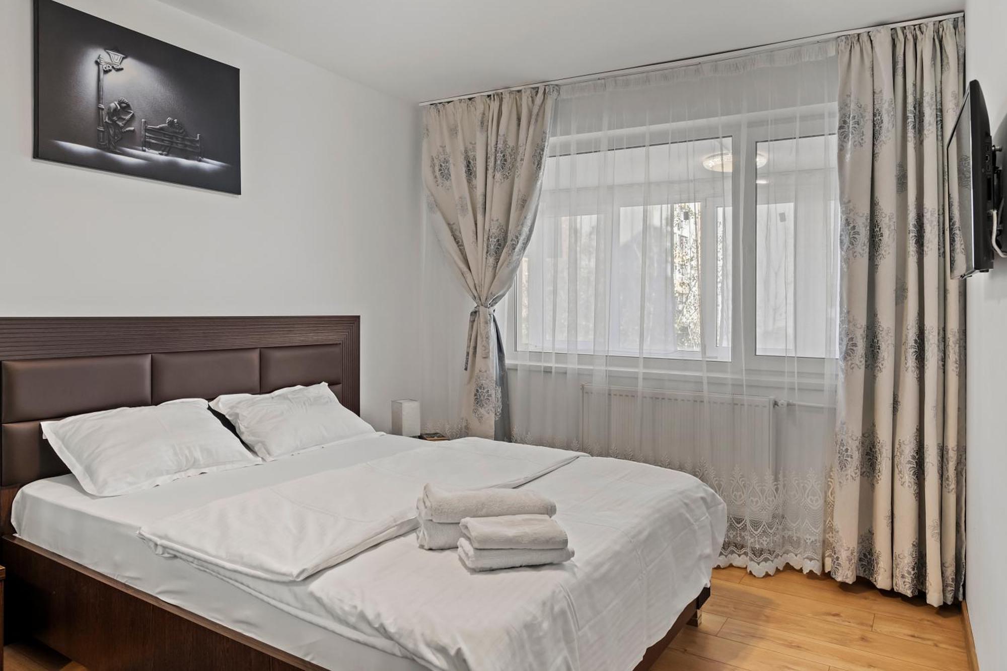 Apartament De Lux Drumul Taberei Bukarest Exterior foto